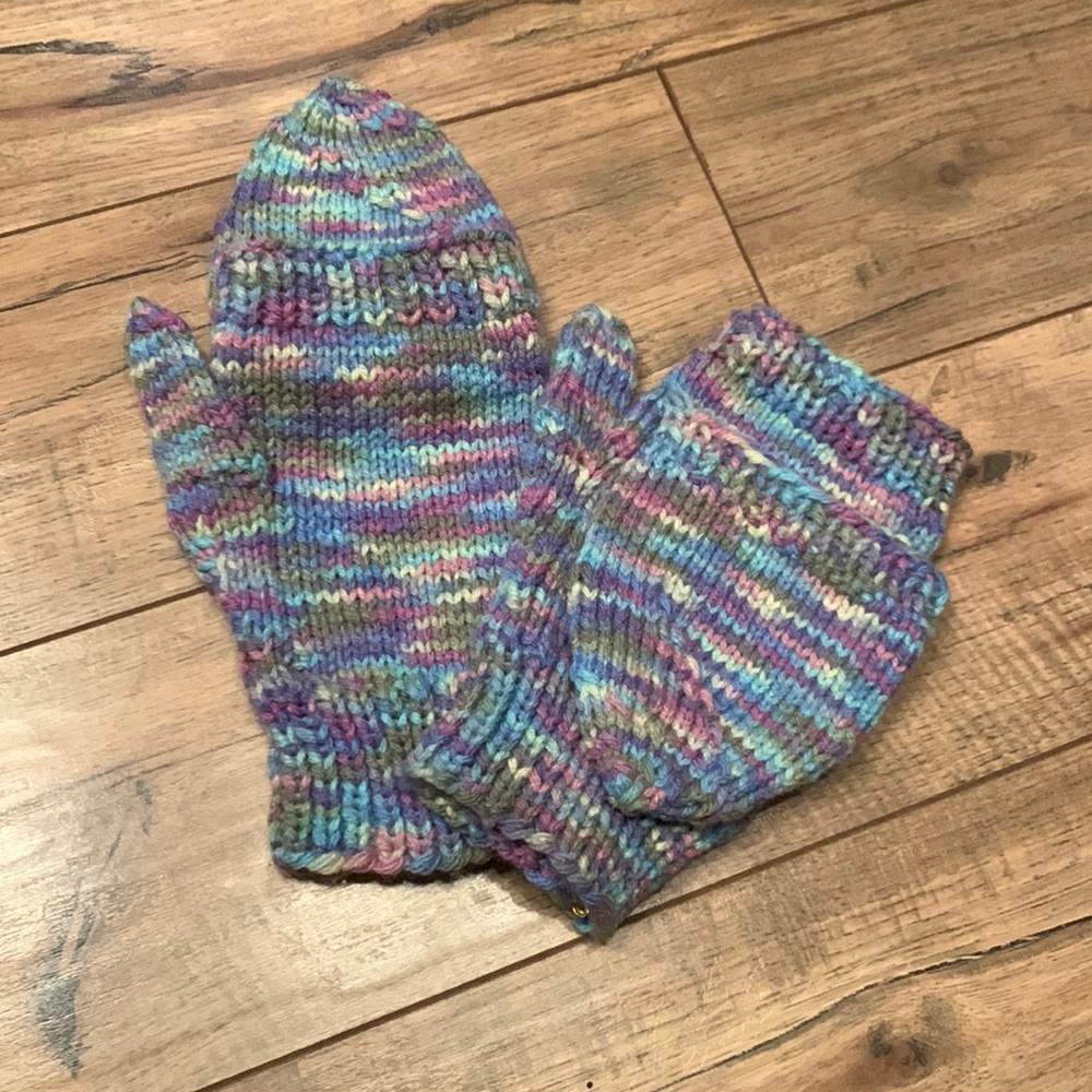 🧶Handmade multicoloured mittens with finger flap
